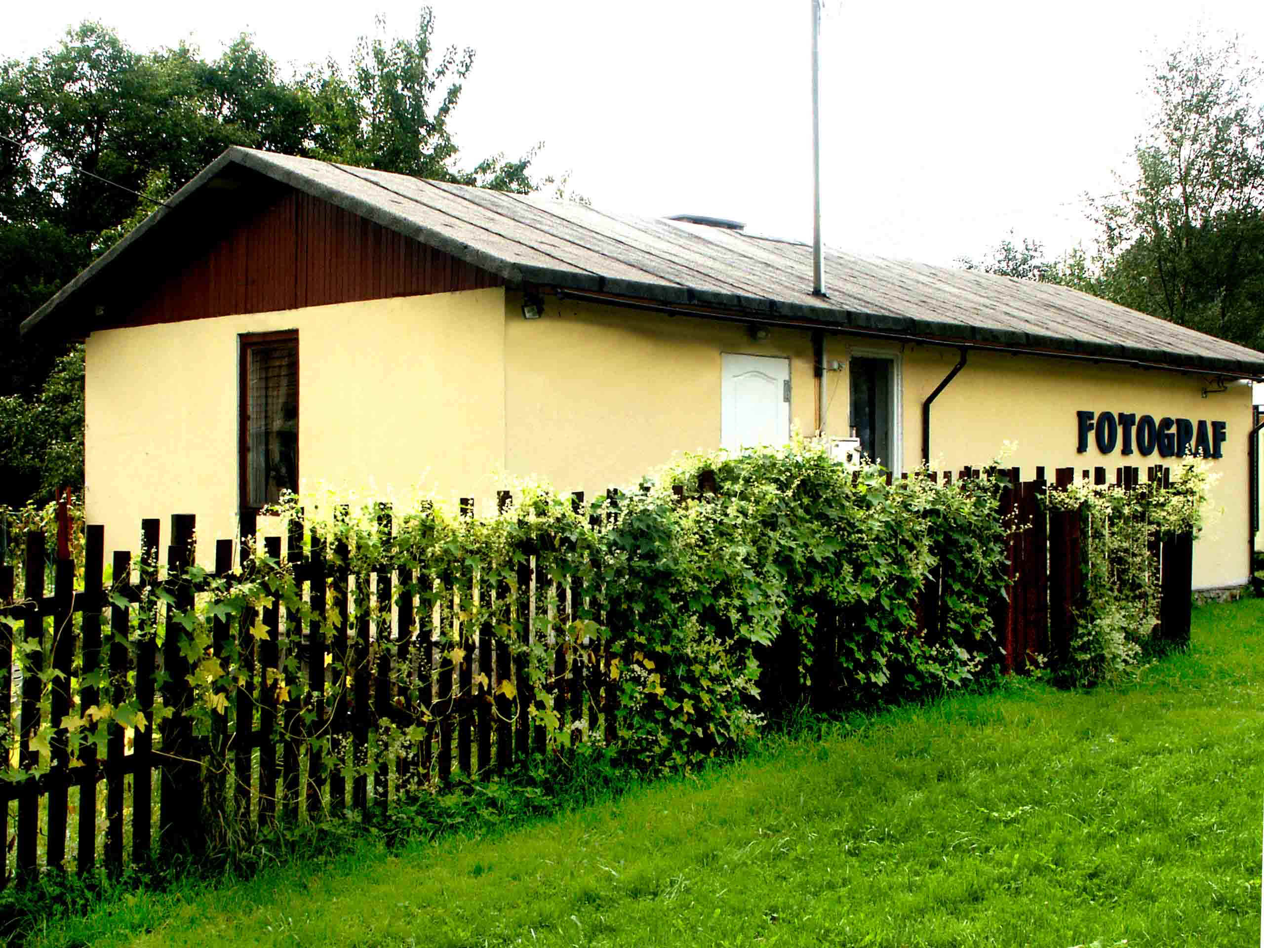 domek3.jpg (319362 bytes)