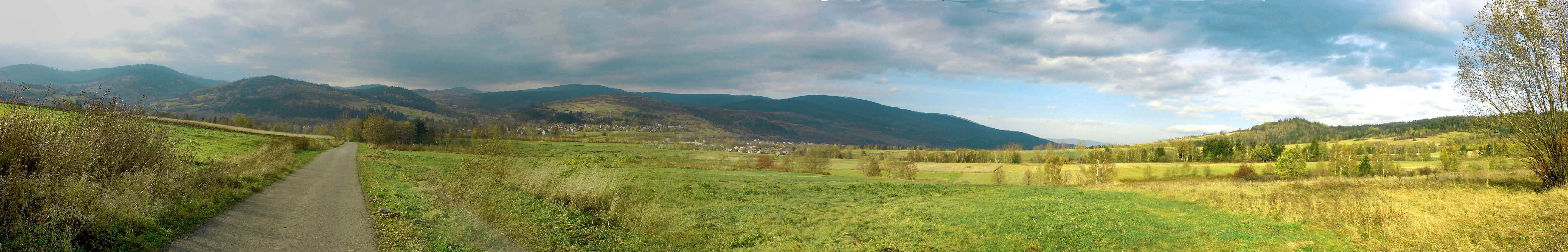 panorama na milowke mala - kopia.jpg (774418 bytes)