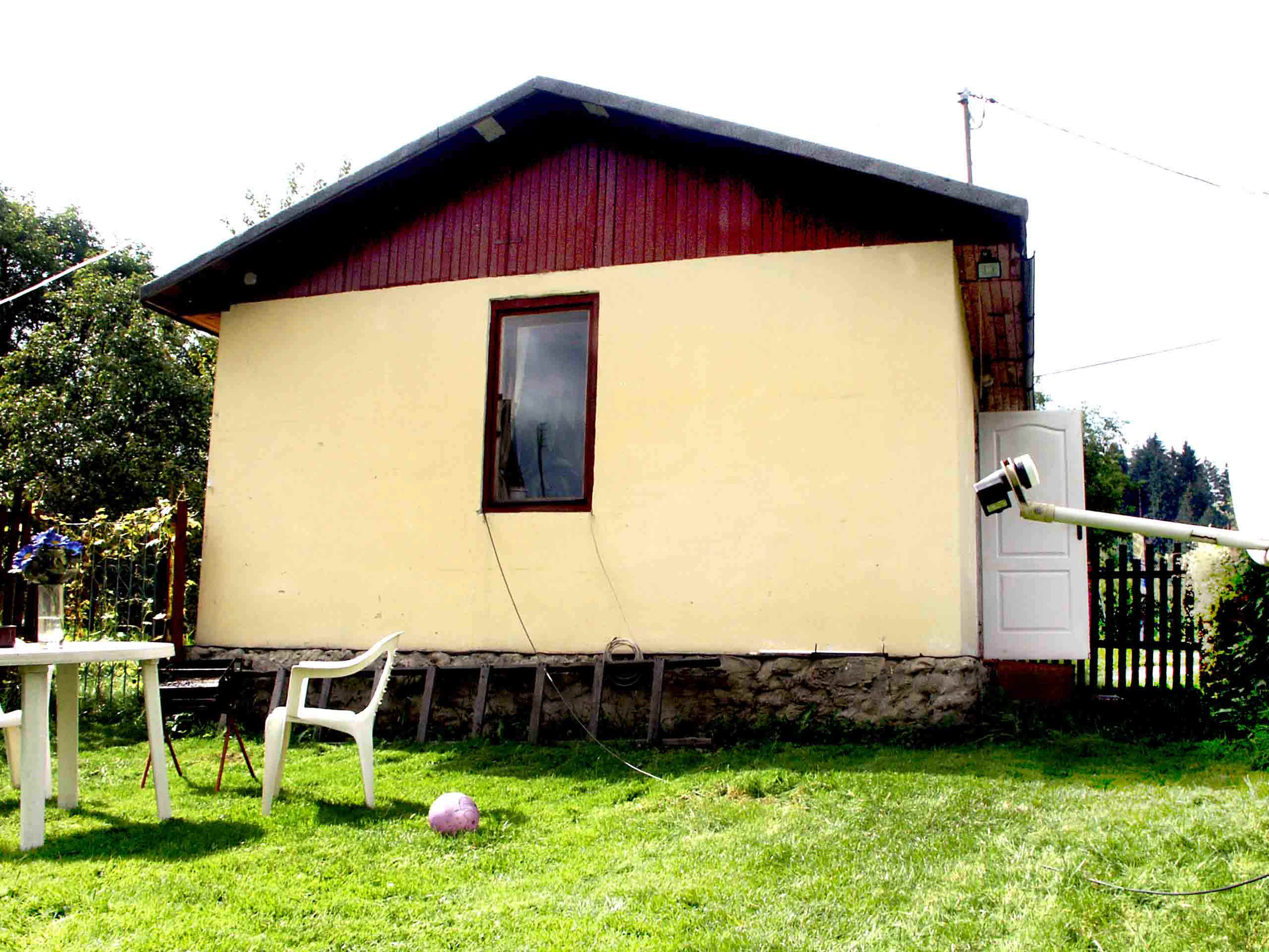 pole3.jpg (240131 bytes)