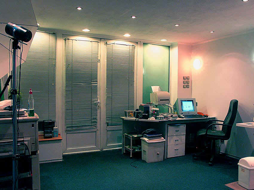 studio5.jpg (144857 bytes)